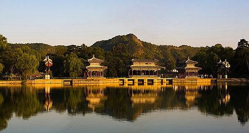 《命运2：终焉之形》更新后玩家遇服务器错误 维护延长